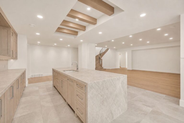 plain sliced white oak, white oak, natural stain, white oak panel, taj mahal extra, shaker style, white oak beam