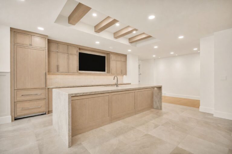 plain sliced white oak, white oak, natural stain, white oak panel, taj mahal extra, shaker style, white oak beam