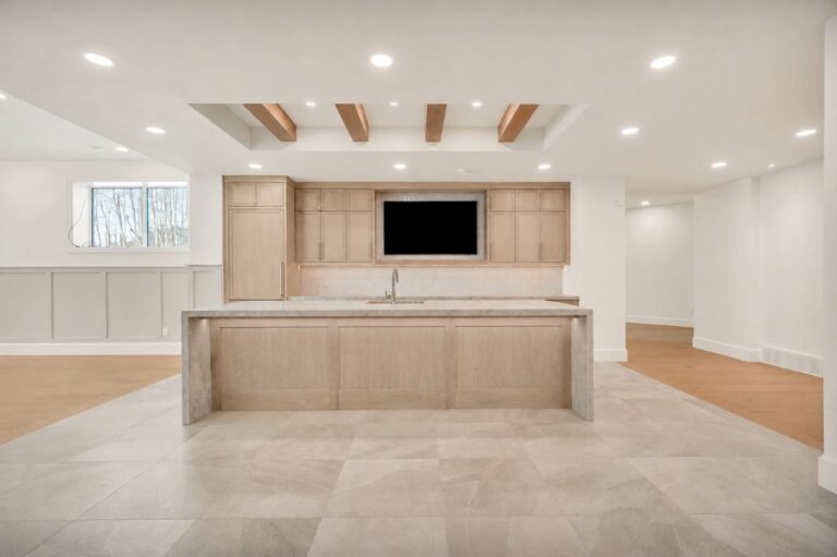 plain sliced white oak, white oak, natural stain, white oak panel, taj mahal extra, shaker style, white oak beam